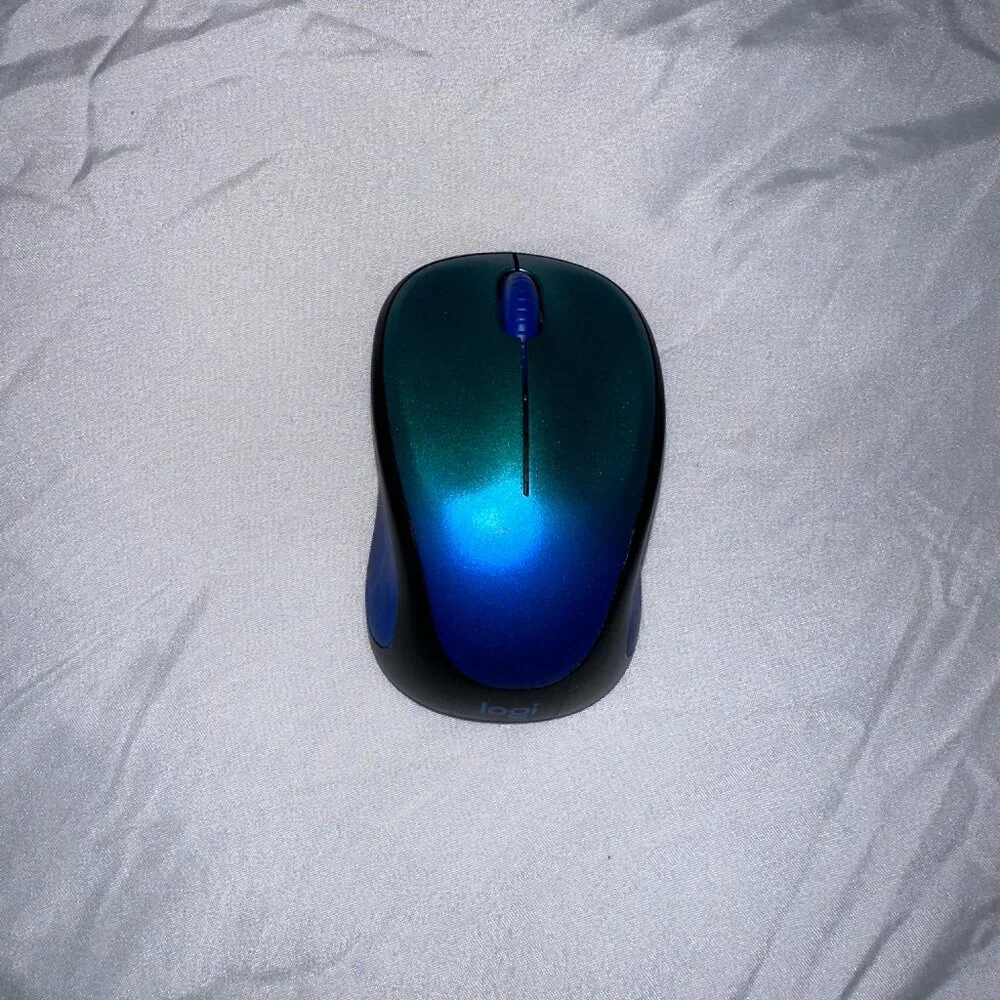 Logitech Design Collection Limited Edition Wireless 3-button Ambidextrous Mouse